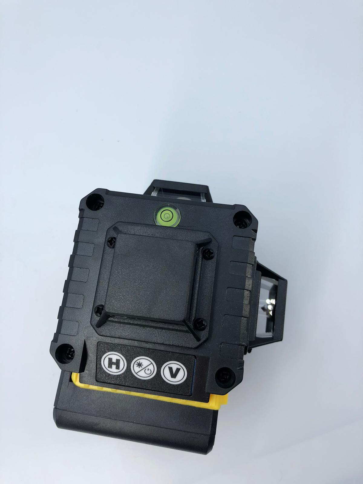 Nivel laser 4D cu 16 linii, AT PERFORMANCE®, 360°, Platforma de ridicare, cu autonivelare, Telecomanda, Lumina verde, Trepied 150 cm, Negru/GALBEN.